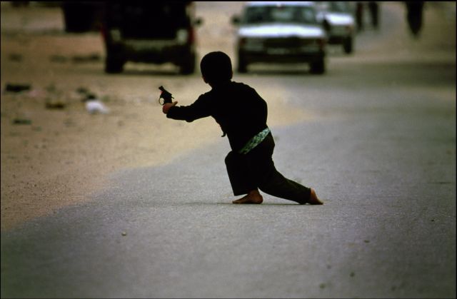 Toy - Rafah, Gaza Strip | Jon Elmer 2003